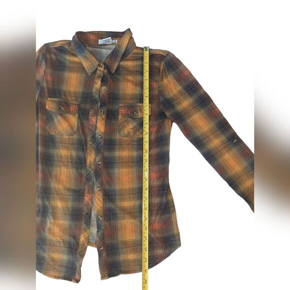 🛍️ Orange and Yellow Plaid Patterned Shirt - Picture 6 of 6